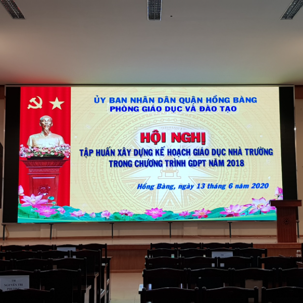 Thi công màn LED hội trường trường Đinh Tiên Hoàng